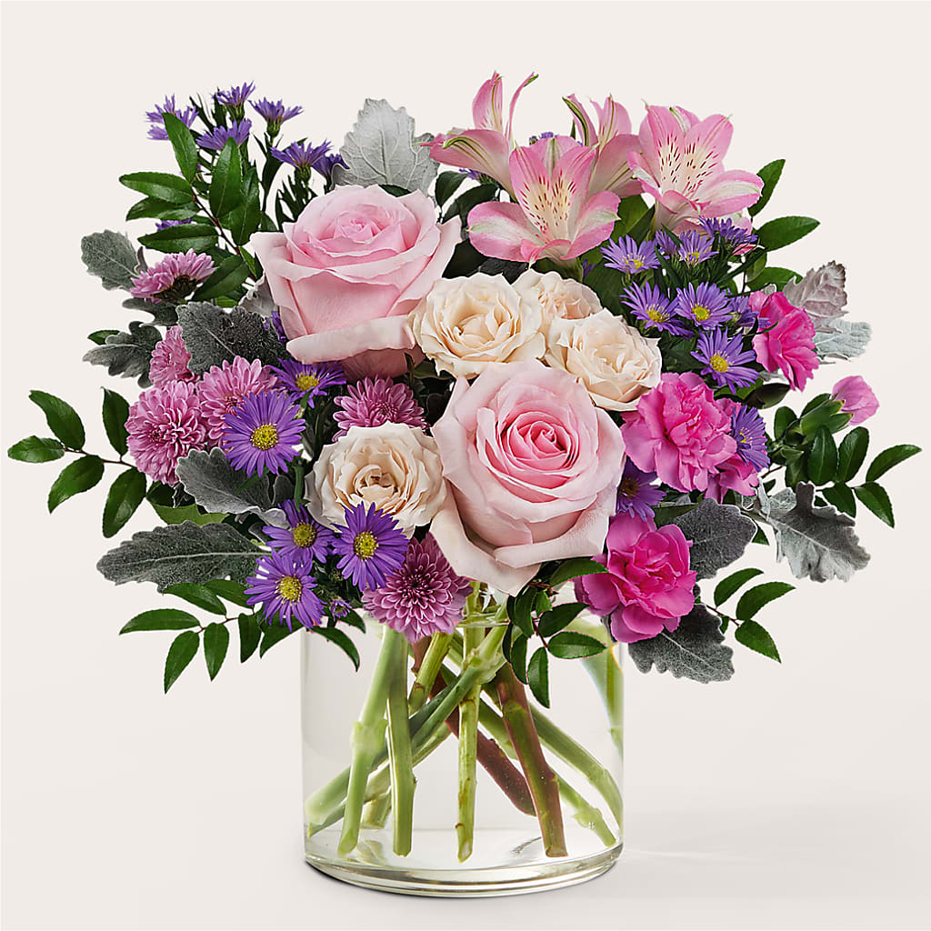 Light as a Feather Bouquet – PETAL & VINE DESIGN INC, Portage IN