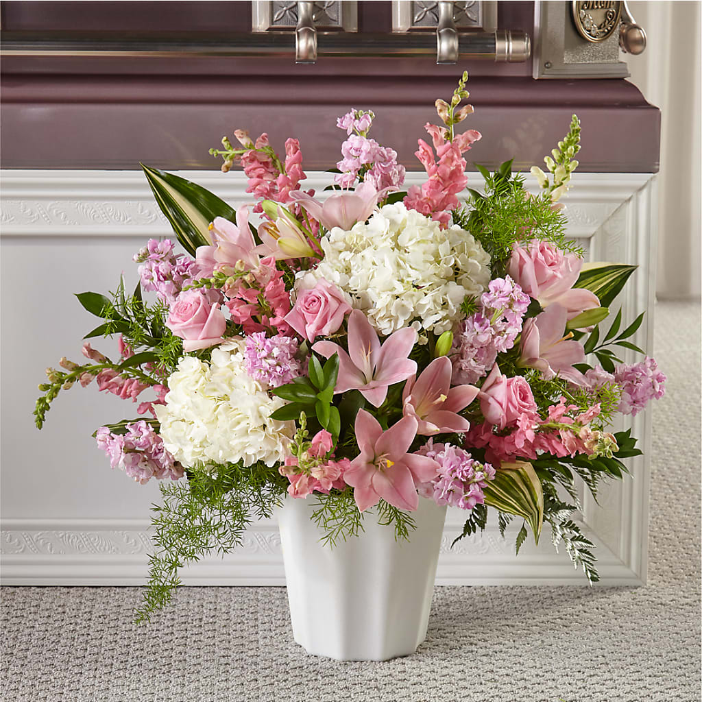 Simply Serene Floor Basket – PETAL & VINE DESIGN INC, Portage IN