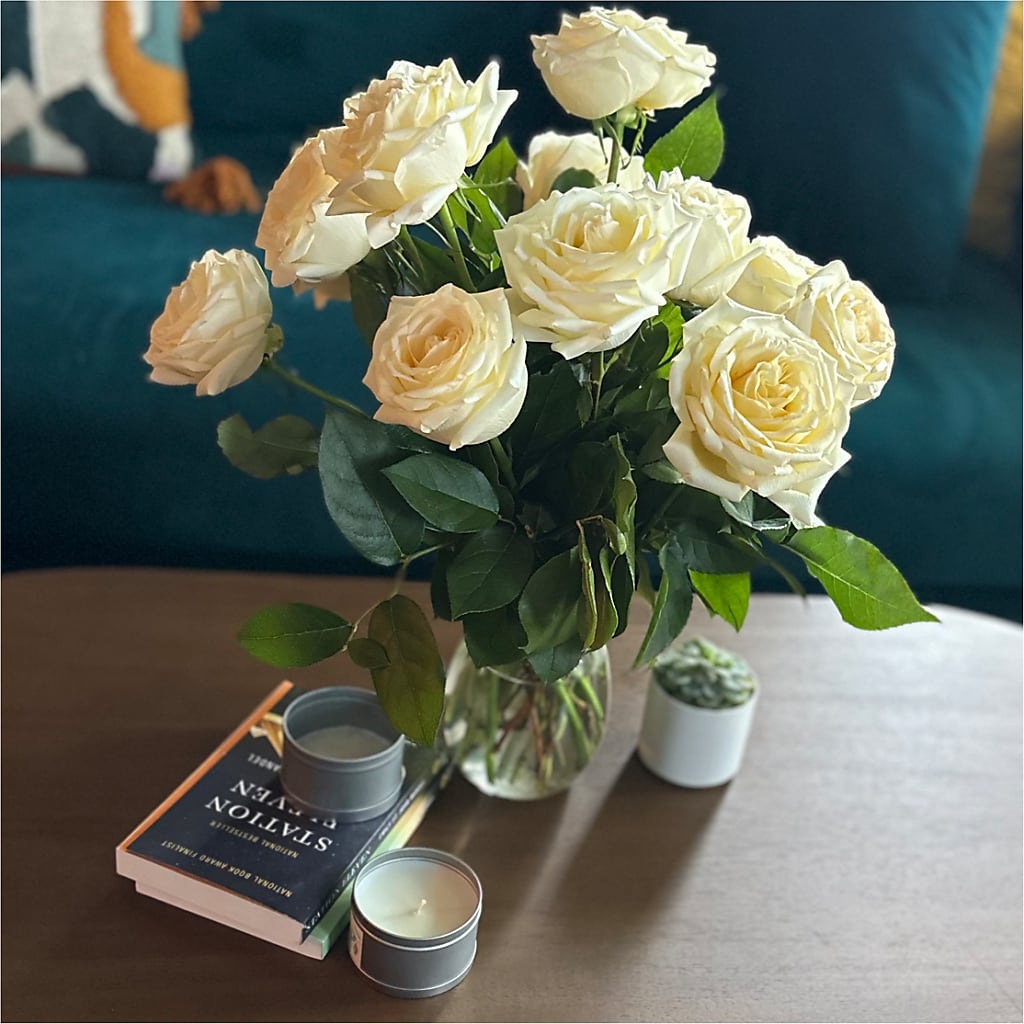 Long Stem Yellow Rose Bouquet – PETAL & VINE DESIGN INC, Portage IN