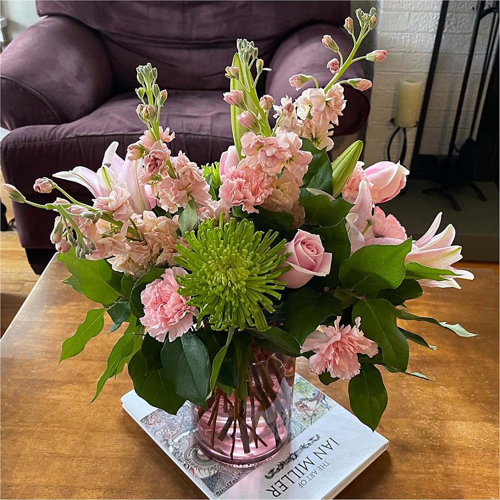 Pretty in Pink Bouquet – PETAL & VINE DESIGN INC, Portage IN