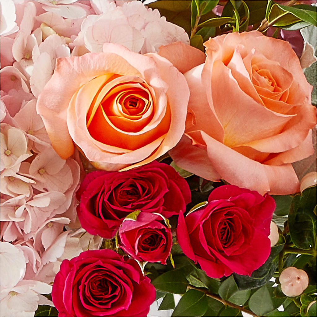 Glitz & Glam Bouquet – PETAL & VINE DESIGN INC, Portage IN