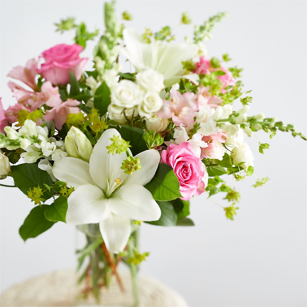 Fondly Bouquet – PETAL & VINE DESIGN INC, Portage IN