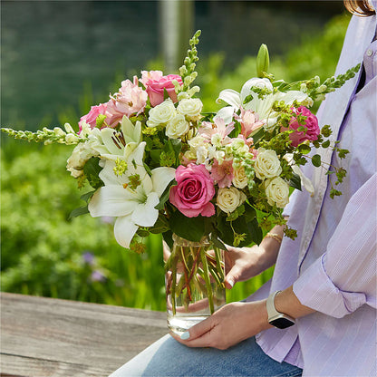 Fondly Bouquet – PETAL & VINE DESIGN INC, Portage IN