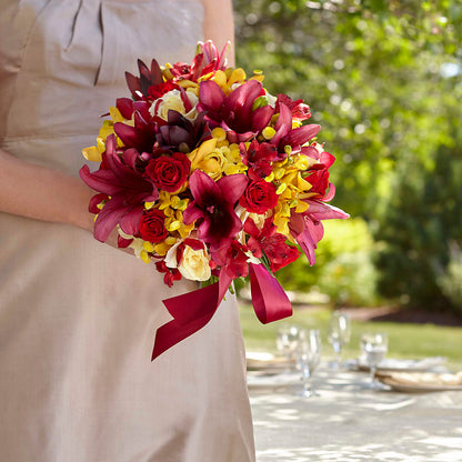 Sunningdale Bouquet – PETAL & VINE DESIGN INC, Portage IN